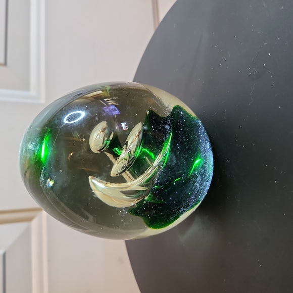 Glass Swirl Paperweight Magmum Vintage 4" - Picture 5 of 10